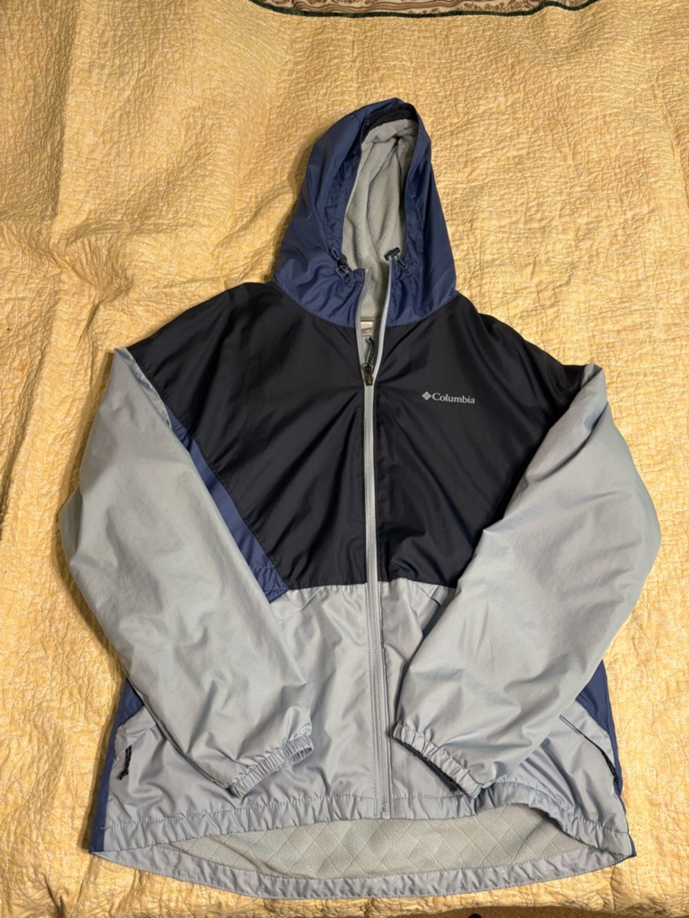 Columbia Hooded Windbreaker Jacket - Navy & Light Blue